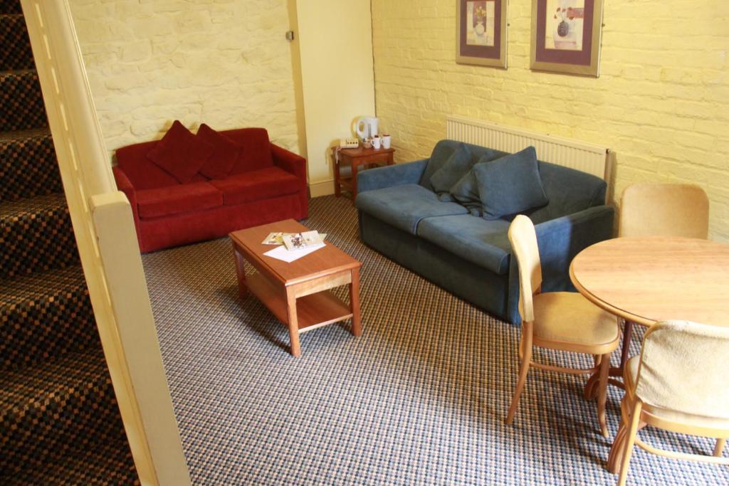 Church Guesthouse Кардіфф Номер фото